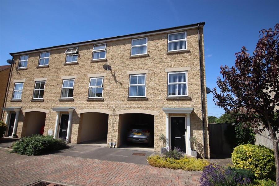 Images for Bucklands Grove, Chippenham