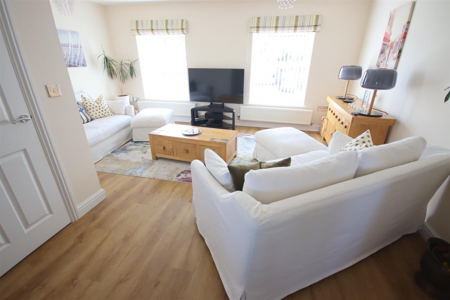 Images for Bucklands Grove, Chippenham