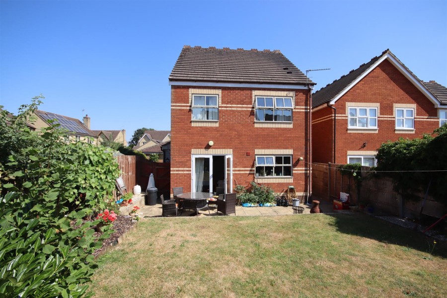 Images for Gleneagles Close, Monkton Park, Chippenham
