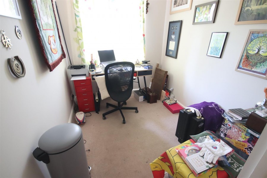 Images for Gleneagles Close, Monkton Park, Chippenham
