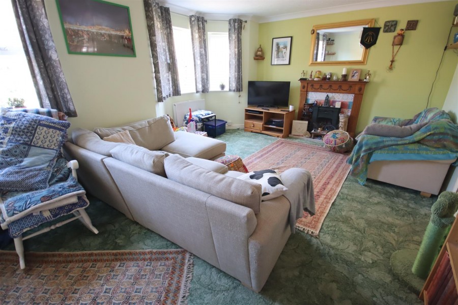Images for Gleneagles Close, Monkton Park, Chippenham